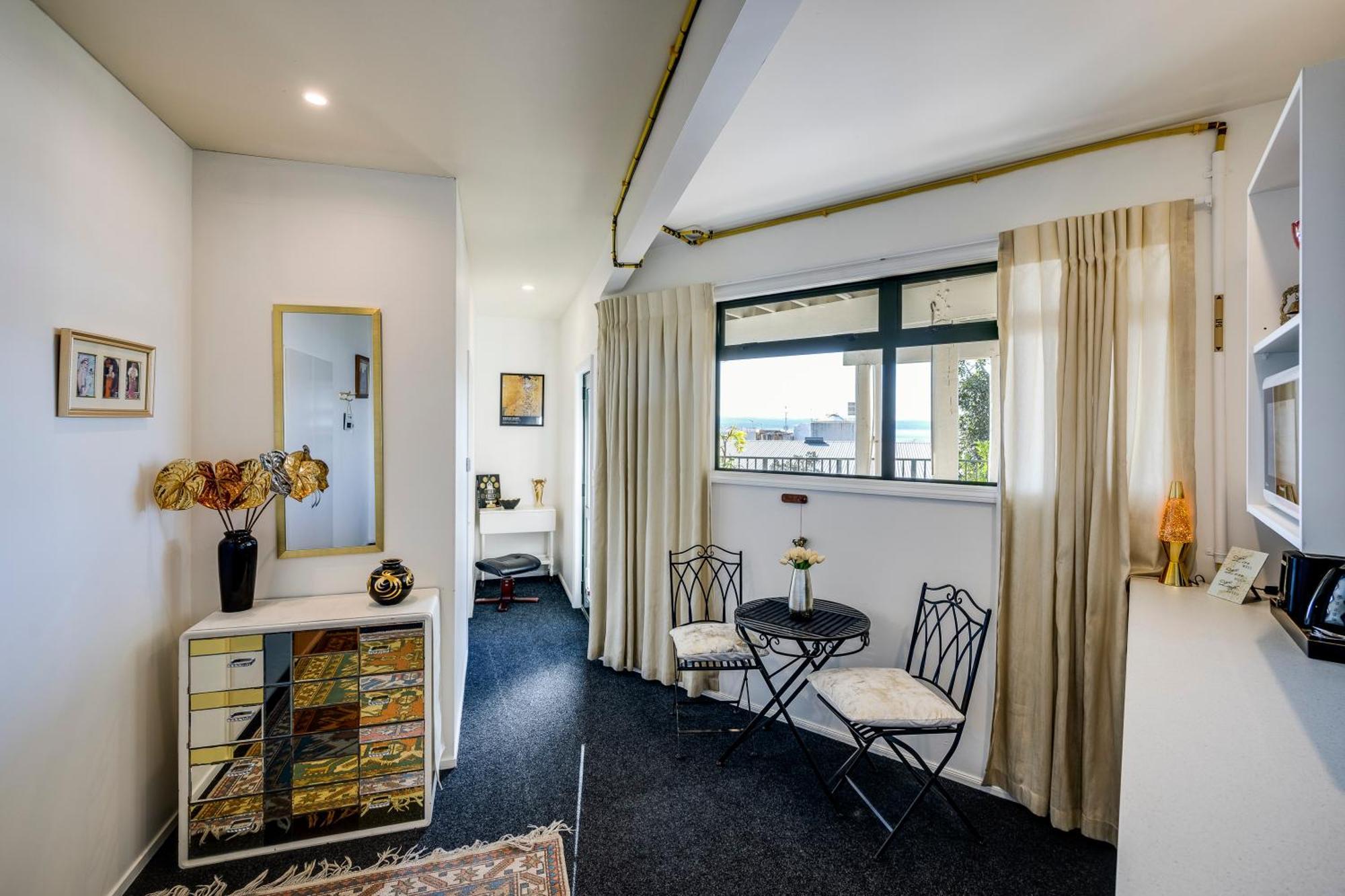 Maison Blue - Chic Garden Apartment Napier Exterior foto